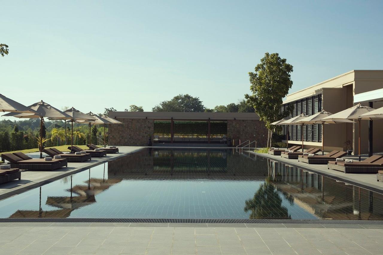 Emerald Palace Hotel Naypyidaw Bagian luar foto
